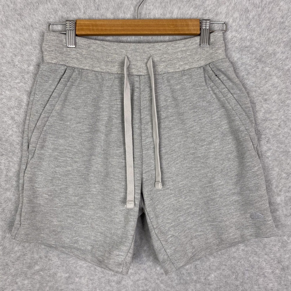 ALO Yoga Mens S Grey Sweat Shorts